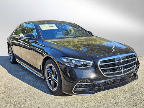 Used 2024 Mercedes-Benz S 580 4MATIC Sedan image 7