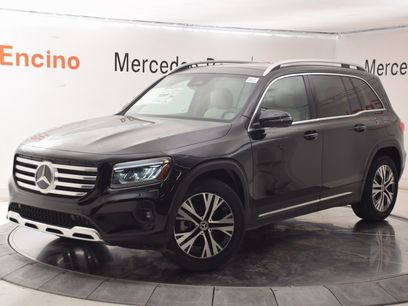 New 2025 Mercedes-Benz GLB 250