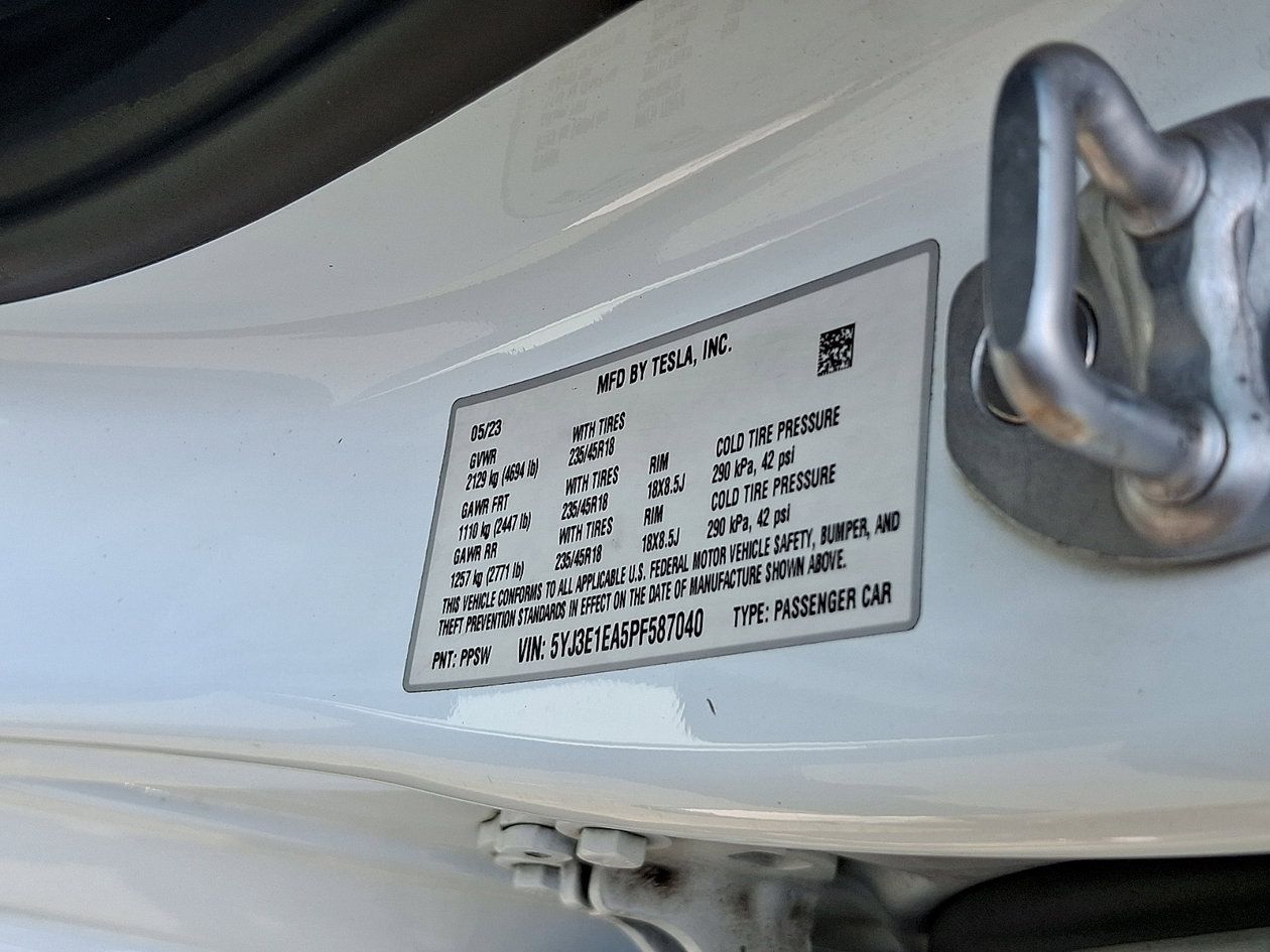 Used 2023 Tesla Model 3 Standard Range RWD image 27