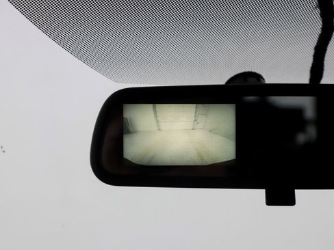 Used 2017 Chevrolet Express 2500 Extended image 26