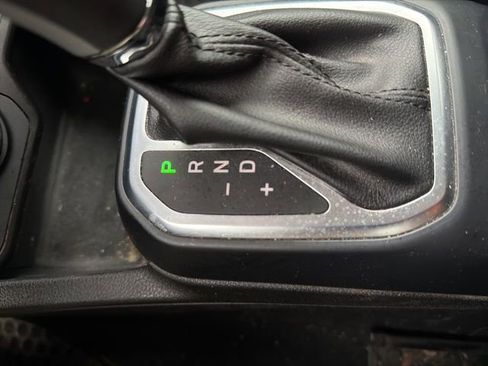 Used 2020 Jeep Renegade Latitude w/ Cold Weather Group image 26