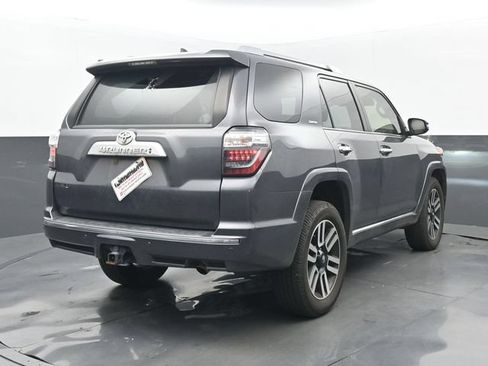 Used 2021 Toyota 4Runner Limited AWD/4WD image 6
