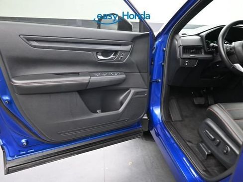 Used 2025 Honda CR-V Sport-L image 17