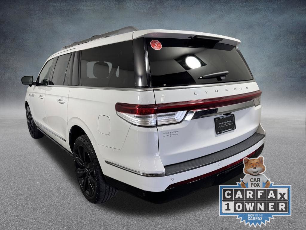 Certified 2022 Lincoln Navigator L Reserve AWD/4WD image 5