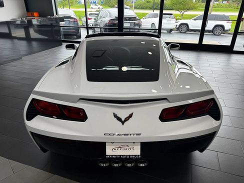 Used 2016 Chevrolet Corvette Stingray Coupe w/ Battery Protection Package RWD image 4