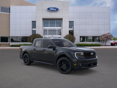 New 2026 Ford Maverick Lobo AWD/4WD image 7