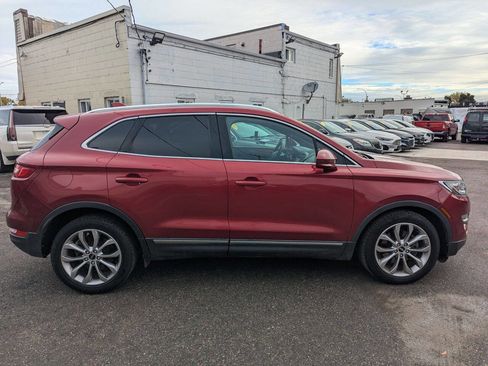 Used 2017 Lincoln MKC Select w/ Lincoln MKC Climate Package image 8