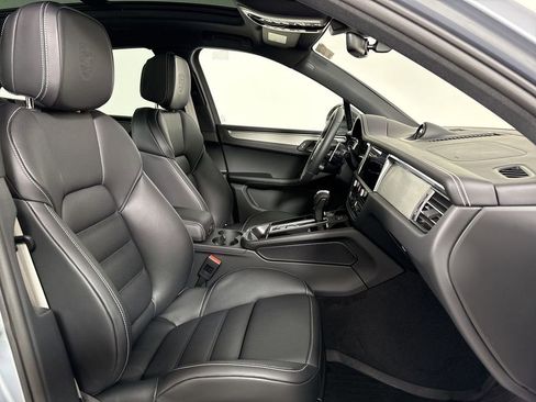 New 2026 Porsche Macan Turbo AWD/4WD image 24