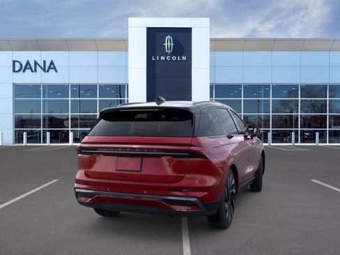 New 2026 Lincoln Nautilus Reserve w/ Jet Appearance Package AWD/4WD image 8