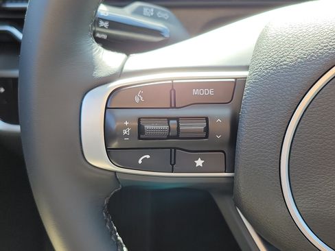Certified 2024 Kia Sportage EX FWD image 23