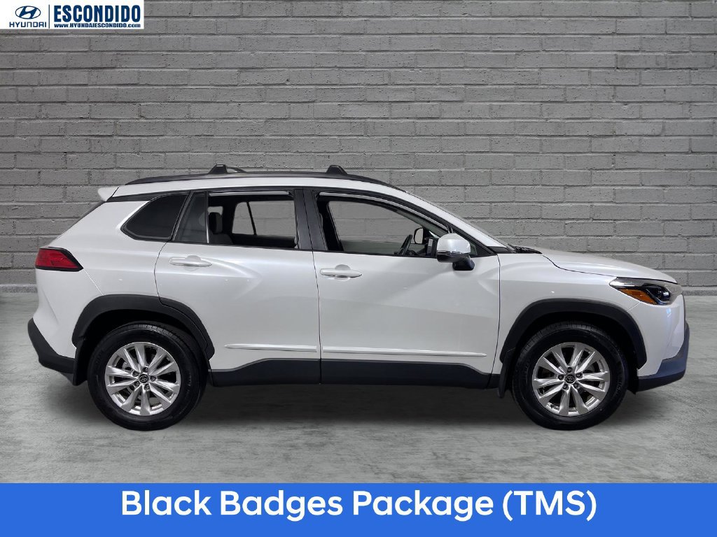 Used 2023 Toyota Corolla Cross LE w/ Black Badges Package (TMS) FWD image 2