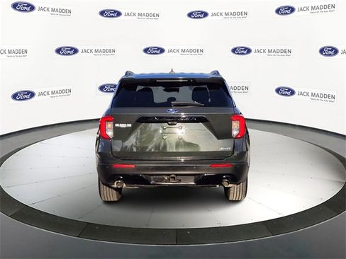 Certified 2022 Ford Explorer ST-Line w/ Class IV Trailer Tow Package image 4