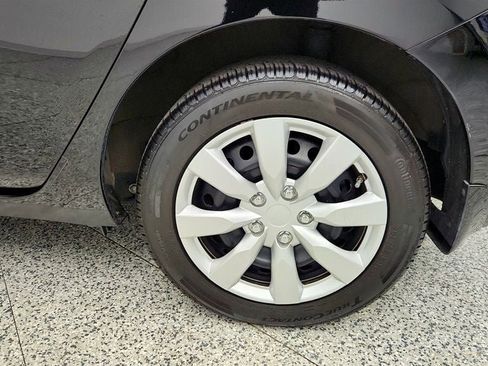 Used 2014 Nissan Leaf S w/ Charge Package FWD image 9