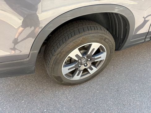Used 2019 Honda Ridgeline RTL-E image 13