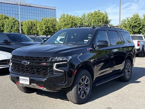 Used 2024 Chevrolet Tahoe Z71 w/ Z71 Off-Road Package AWD/4WD image 5