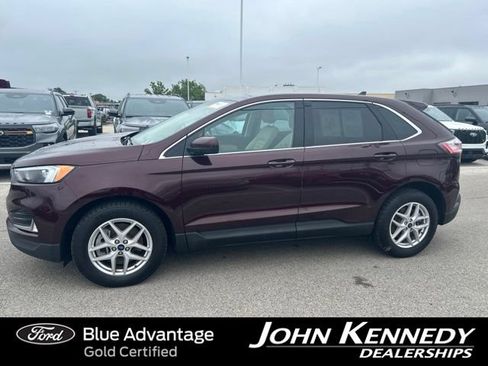 Certified 2022 Ford Edge SEL w/ Convenience Package AWD/4WD image 2