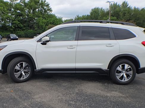 Certified 2025 Subaru Ascent Premium w/ Popular Package #2 AWD/4WD image 5