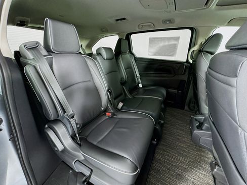 New 2026 Honda Odyssey Touring image 30