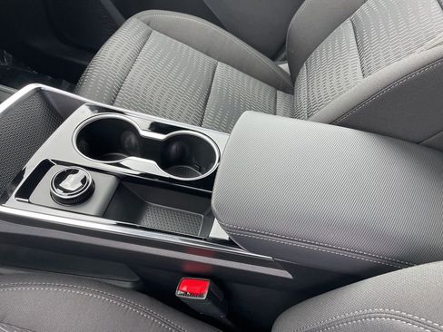 New 2026 Chevrolet Equinox LT w/ Safety and Technology Package FWD image 37