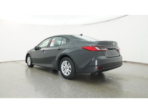 New 2026 Toyota Camry LE image 21