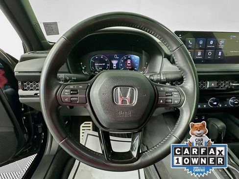 Used 2024 Honda Accord Sport image 11