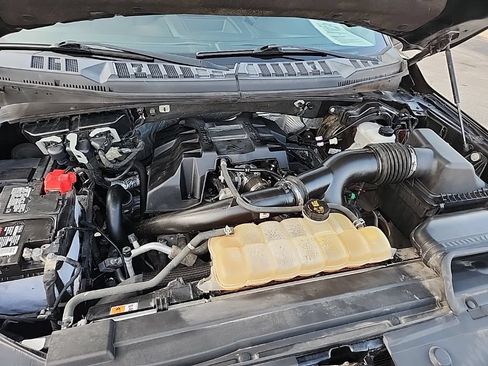 Used 2018 Ford F150 XL w/ Equipment Group 101A Mid AWD/4WD image 13