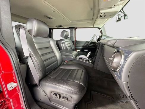 Used 2005 HUMMER H2 SUT w/ Preferred Equipment Group AWD/4WD image 34