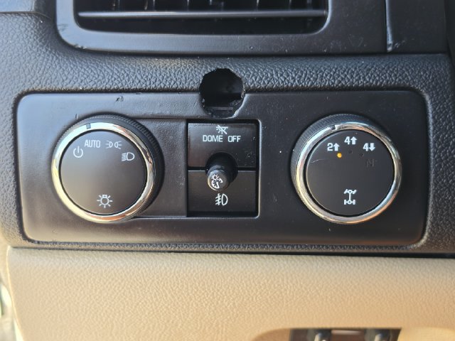 Used 2008 Chevrolet Silverado 2500 LTZ w/ Safety Package AWD/4WD image 31