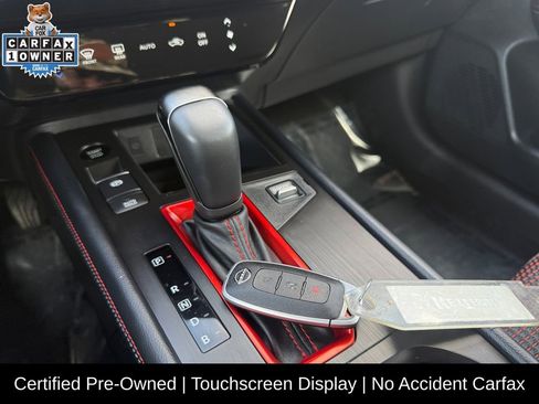 Certified 2025 Nissan Kicks SR image 30