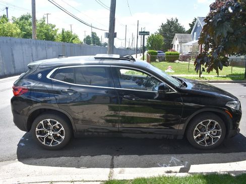 Used 2023 BMW X2 sDrive28i w/ Convenience Package FWD image 5