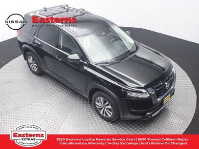 Used 2023 Nissan Pathfinder SL