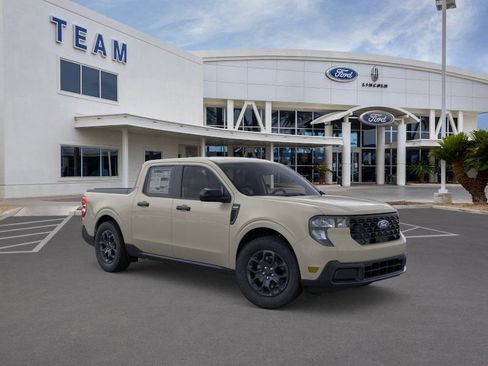 New 2025 Ford Maverick XLT w/ XLT Luxury Package image 7