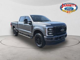 New 2026 Ford F250 Lariat w/ Black Appearance Package AWD/4WD video 1
