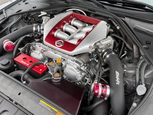 Used 2012 Nissan GT-R Premium AWD/4WD image 33