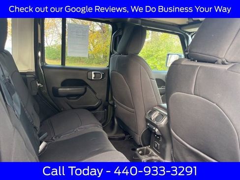 Used 2023 Jeep Wrangler Unlimited Rubicon w/ LED Lighting Group image 14