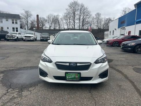 Used 2019 Subaru Impreza 2.0i Premium image 3