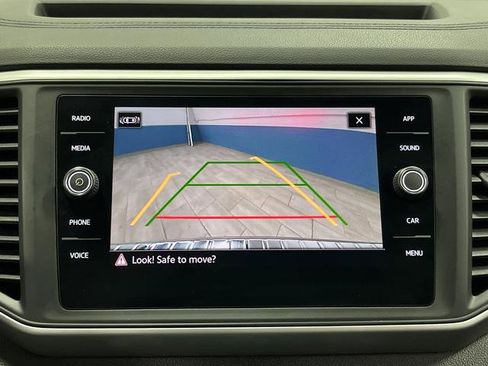 Used 2021 Volkswagen Atlas SE image 9