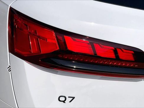New 2026 Audi Q7 3.0T Prestige image 14