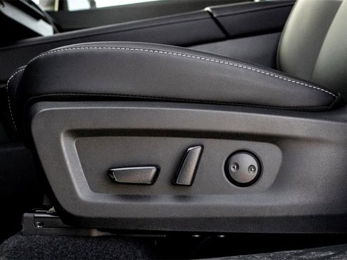 New 2025 Nissan Murano SL image 8