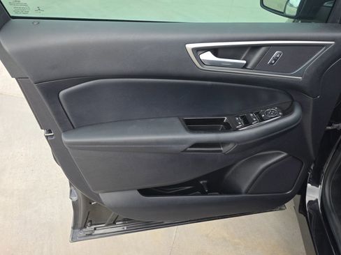 Used 2019 Ford Edge SEL w/ Equipment Group 201A FWD image 25
