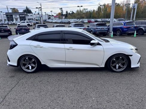Used 2019 Honda Civic Sport image 6