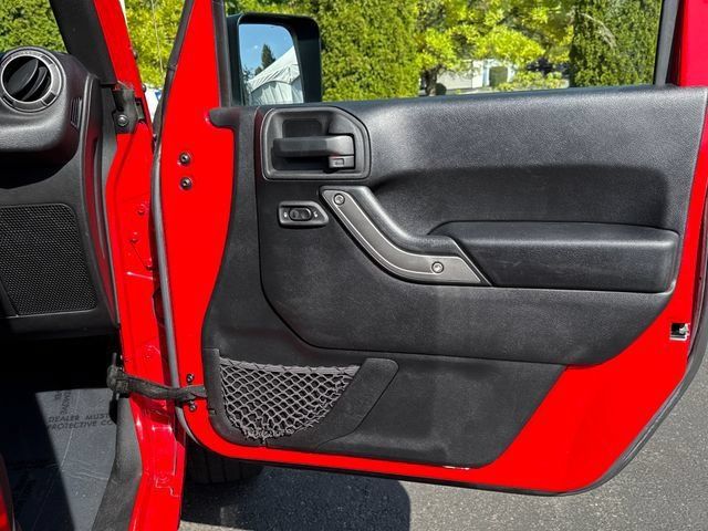 Used 2015 Jeep Wrangler Sport w/ Quick Order Package 24S AWD/4WD image 22