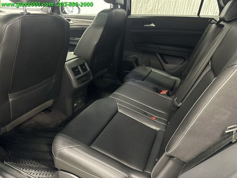 Used 2020 Volkswagen Atlas Cross Sport SE AWD/4WD image 9