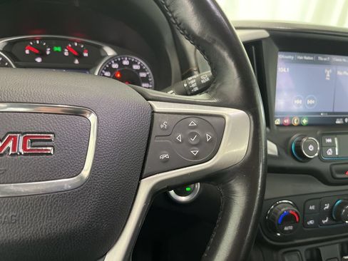 Used 2019 GMC Terrain SLT w/ Preferred Package AWD/4WD image 7