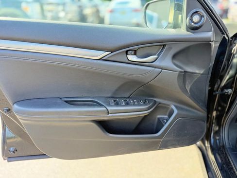 Used 2016 Honda Civic Touring image 20