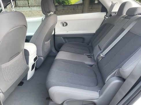 New 2025 Hyundai Ioniq 5 SE image 14