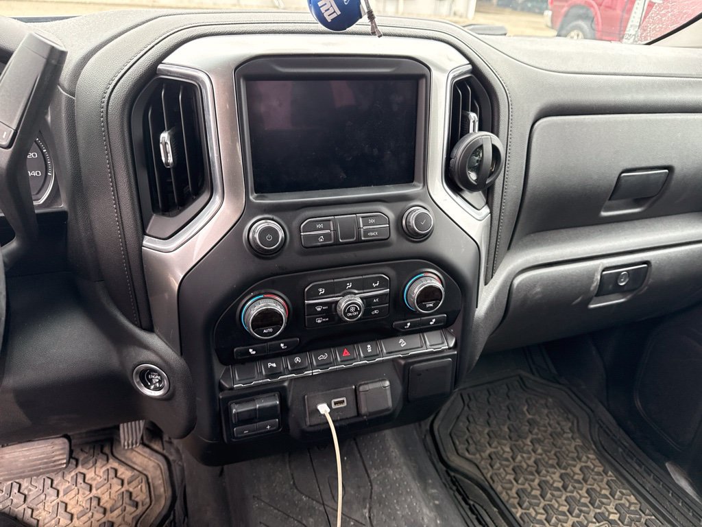 Used 2019 Chevrolet Silverado 1500 LT w/ All-Star Edition AWD/4WD image 10