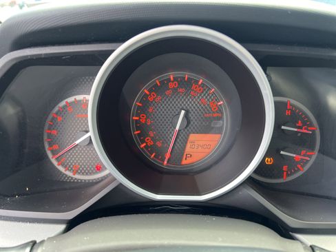 Used 2010 Toyota 4Runner SR5 AWD/4WD image 8