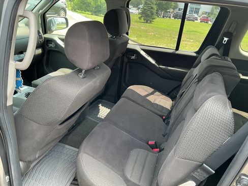 Used 2008 Nissan Pathfinder SE w/ Premium Pkg AWD/4WD image 8