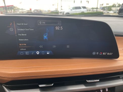 Used 2024 Cadillac XT4 Sport AWD/4WD image 26